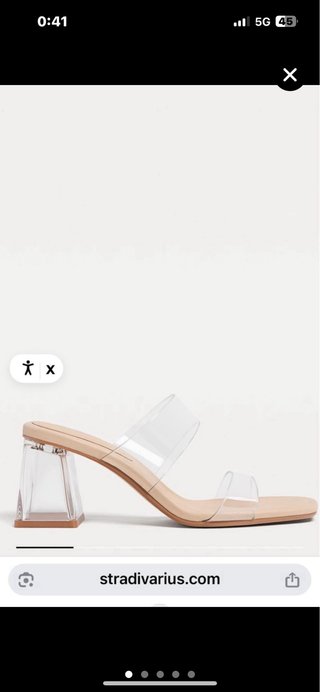Sandalias Stradivarius tacón transparente beige