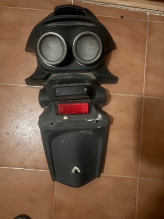 Porta matrículas Suzuki GSR 600
