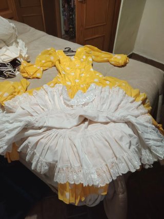Traje Flamenca Niña Amarillo Lunares negociable