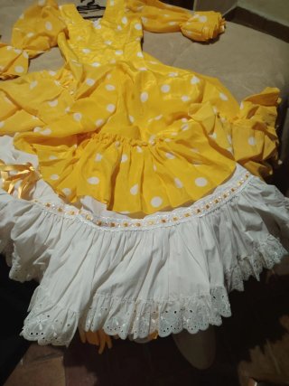 Traje Flamenca Niña Amarillo Lunares negociable