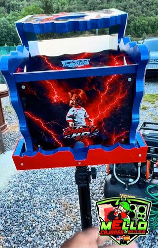 Caja de Radio Personalizada El Chucky HD 2.0