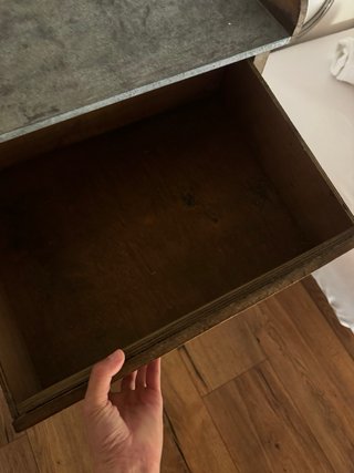 Mesa auxiliar rústica madera y zinc