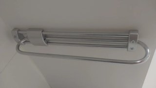 Barra para colgar ropa 32 cm