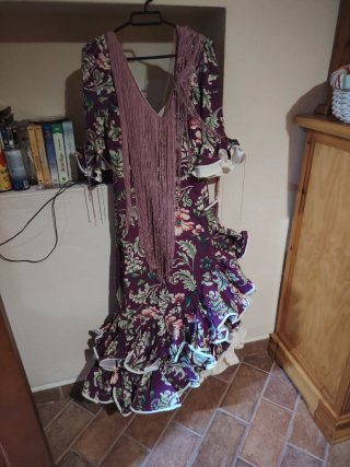 Traje Flamenca Talla 40 Morado Flores