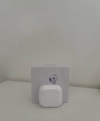 Apple AirPods 4 Pro