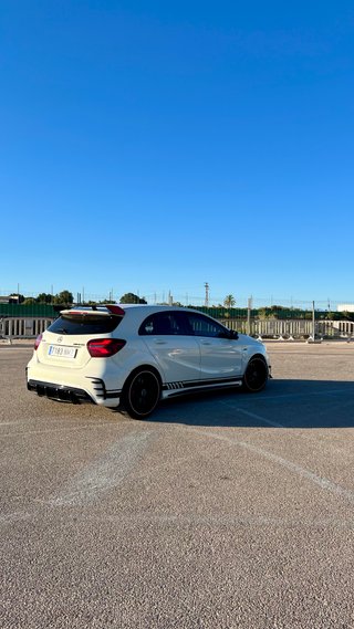 Mercedes-Benz Clase A45 2014