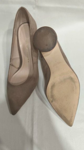 Zapatos tacón metacrilato beige