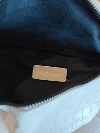 Riñonera Pull&Bear crema efecto piel