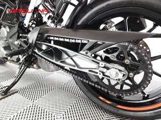 KTM 390 DUKE 2021 5613 kms.