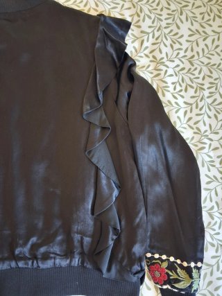 Chaqueta Bomber Bordada Flores