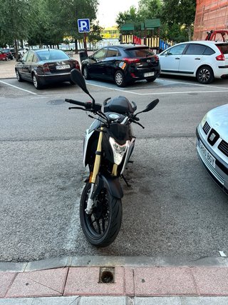Moto Cyclone Battlo 125cc Naked Negra/Plata
