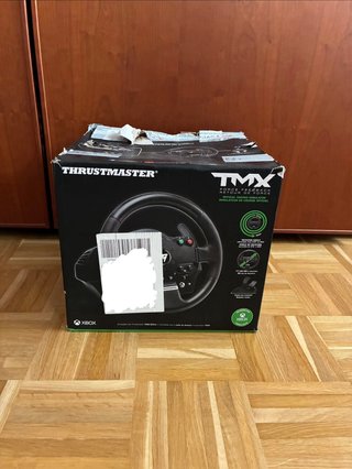 Volante e pedali Thrustmaster TMX