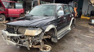 Colector mitsubishi 384818 mr577029 montero sport