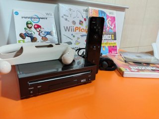 Consola Nintendo Wii Negra + Juegos