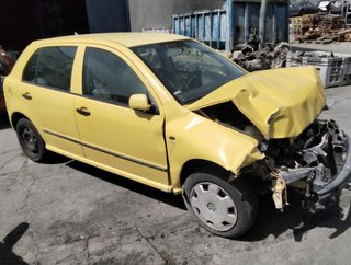 1811672 skoda bandeja no tiene referencia fabia