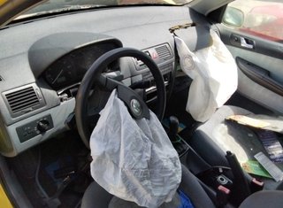 1811672 skoda bandeja no tiene referencia fabia