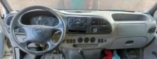 SALPICADERO FORD TRANSIT 2.5 CON RADIO ORIGINAL.