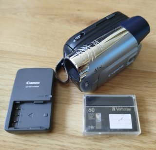 Videocámara Canon Mini DV MD215