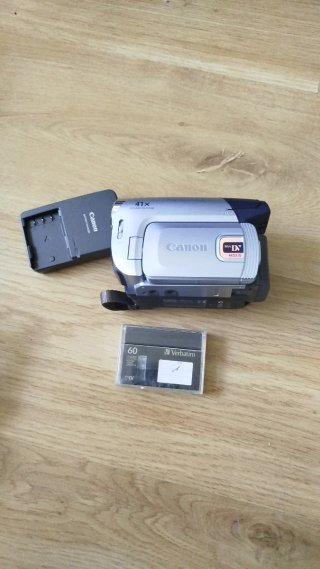 Videocámara Canon Mini DV MD215