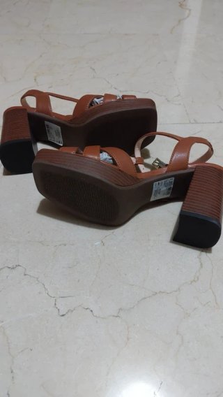 Sandalias Clarks Nisby Strap Piel Talla 35.5