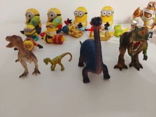 Lote infantil variado: juguetes y más