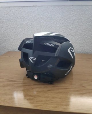 Casco EKOI Aerodinámico Negro/Blanco