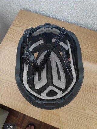 Casco EKOI Aerodinámico Negro/Blanco