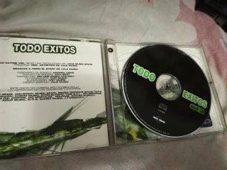 CD y DVD Todo Los 50 Nº1 Del Año Exitos