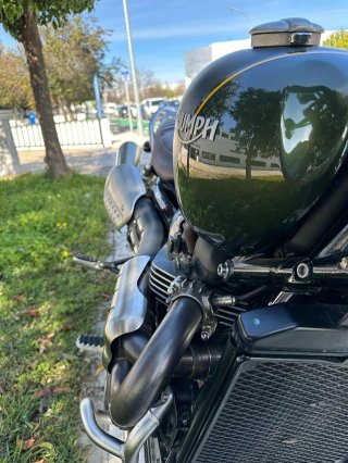 Triumph Scrambler XC 1200 Verde/Plata