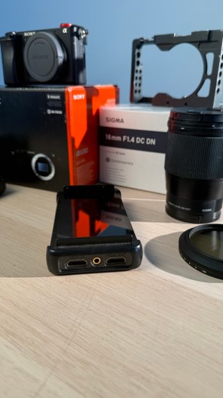 Sony a6300 Pack Cámara + Accesorios