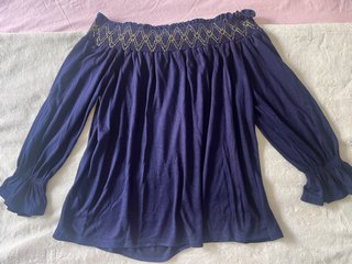 Camiseta azul con bordado dorado Easy Wear