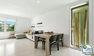 Piso en venta en Empuriabrava en Castelló d´Empúries