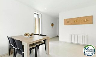 Piso en venta en Empuriabrava en Castelló d´Empúries