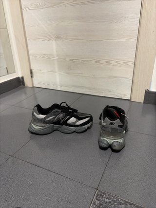 Zapatillas New Balance 9060 Black Castlerock