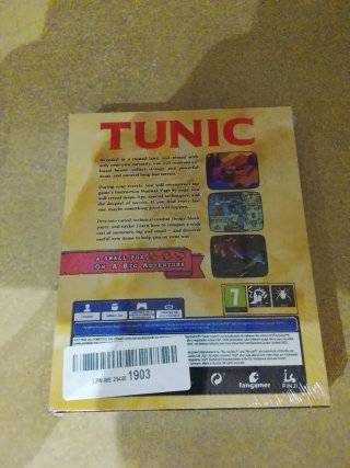 Tunic PS4