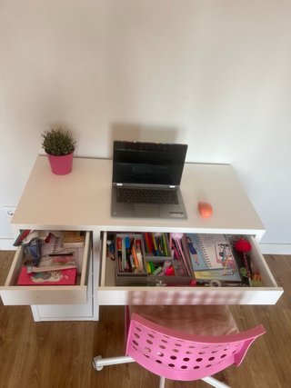 Escritorio blanco moderno