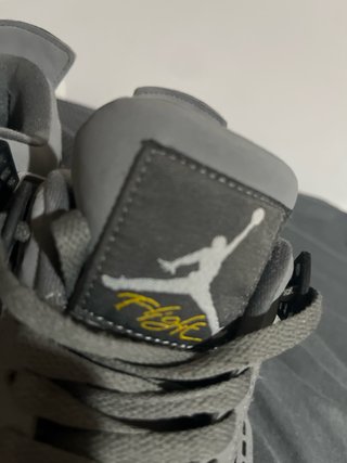 Jordan 4 Grises Talla 45