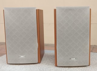 Minicadena JVC CA-UXS57 + Altavoces