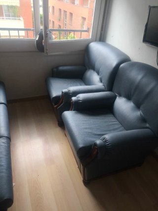 Sofá y 2 sillones grises