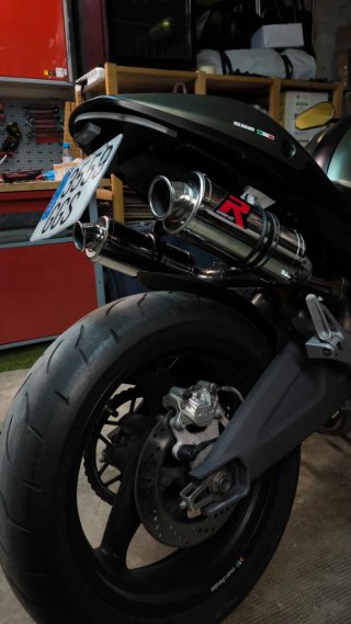 Ducati Monster 696