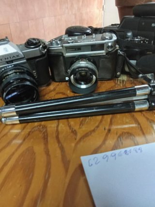 Consiglio di fotocamere vintage Sony e Yashica