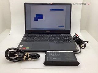 pc portatil lenovo 82b1