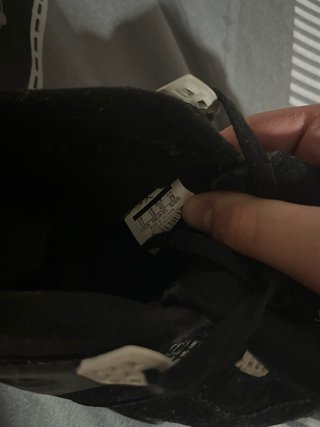 Jordan 4 negras y blancas Talla 45