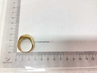 sello oro 18k con piedra con circonita