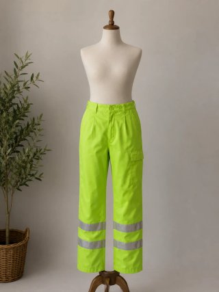 Pantalón de trabajo talla 44 verde
