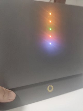 Router Vodafone Avanzado + Mando + Decodificador