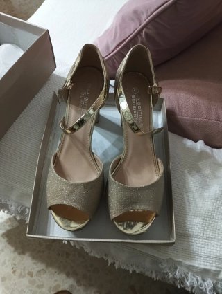 Sandalias doradas mujer talla 40