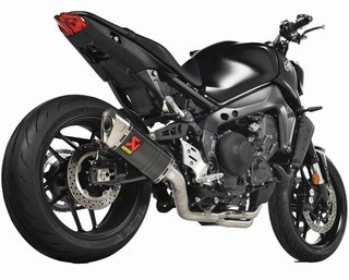 Linea Escape Yamaha mt 09 tracer 900 akrapovic