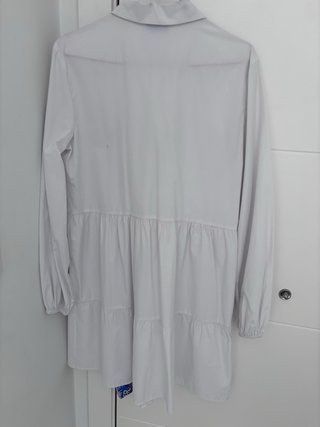 Vestido blanco Stradivarius