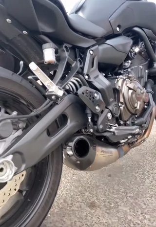 Tubo de escape Akrapovic Yamaha MT-07